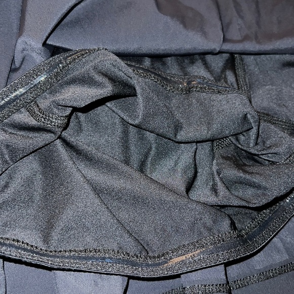 NWT KiraGrace Pleated Skort Skirt Black Size Medium - Picture 12 of 12